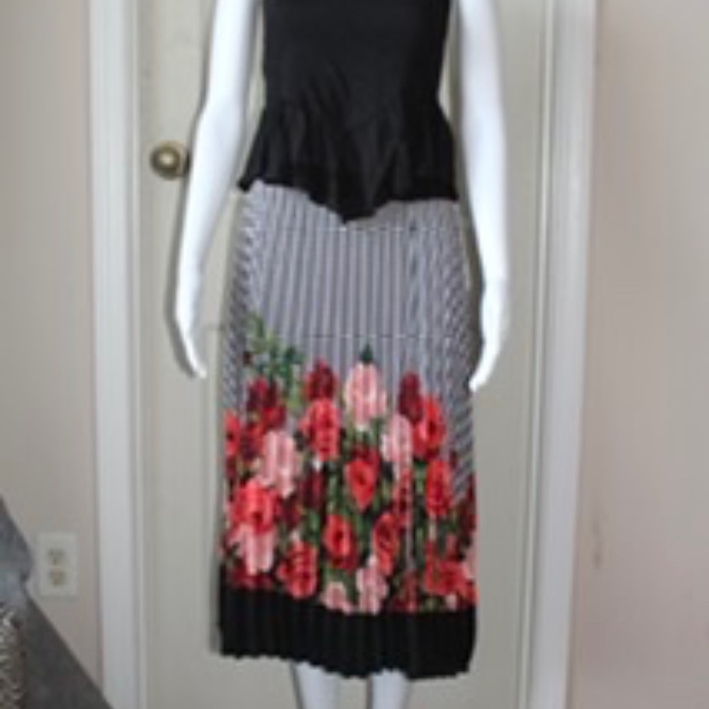 Forever 21, Black, size L/Large.